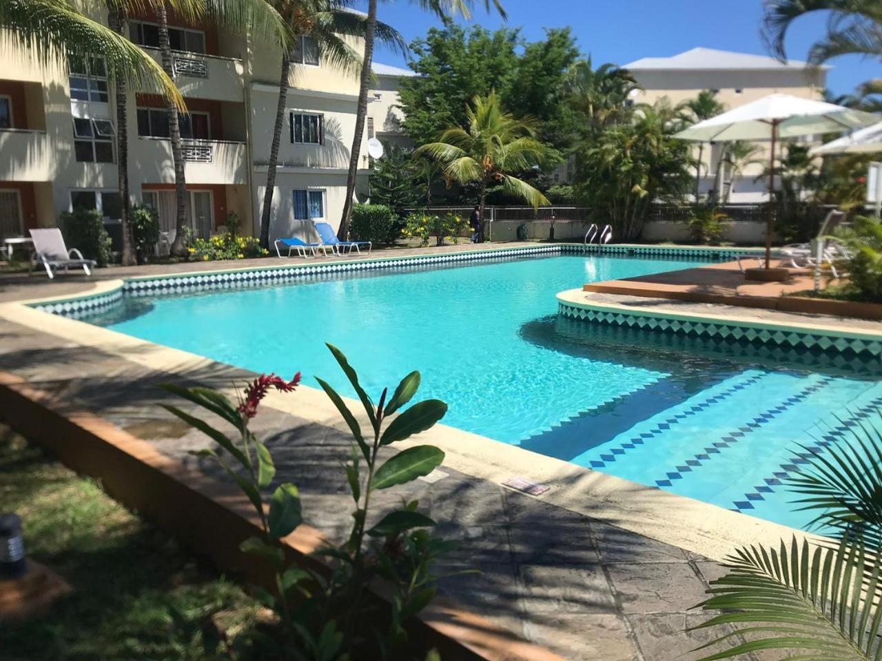 Beautiful With Large Pool Near The